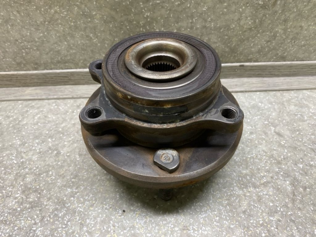 BT4Z-1104-B | Ступица передн. FORD FLEX 08-19