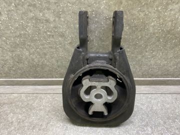 Подушка АКПП нижня MAZDA CX-30 19-