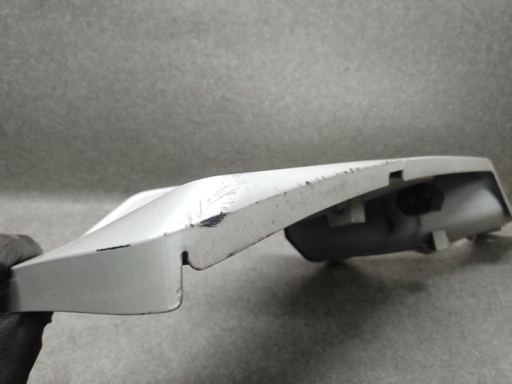 76806-42020-A0 | Накладка крышки багажника лев. TOYOTA RAV4 05-12 - Фото 4