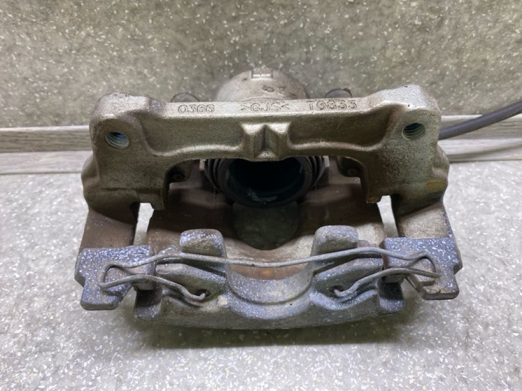 JX6Z-2B120-K | Супорт гальмівний передн. прав. FORD ESCAPE 19 - - Фото 4