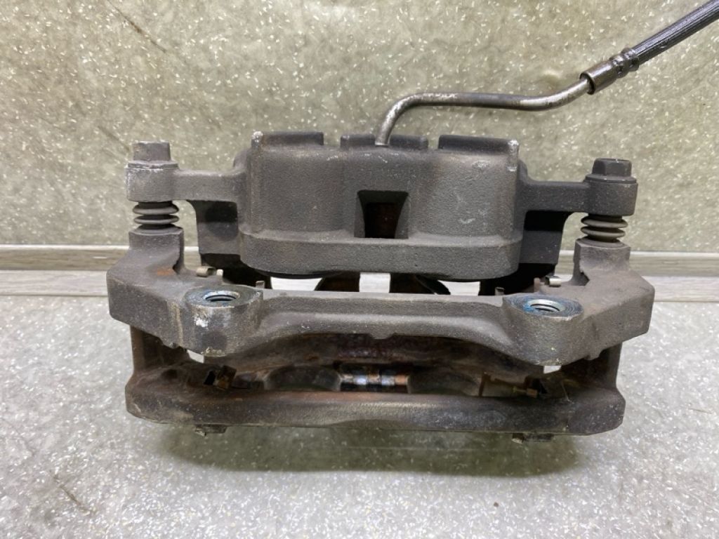 DG1Z-2B120-E | Супорт гальмівний передн. прав. FORD FLEX 08-19 - Фото 2