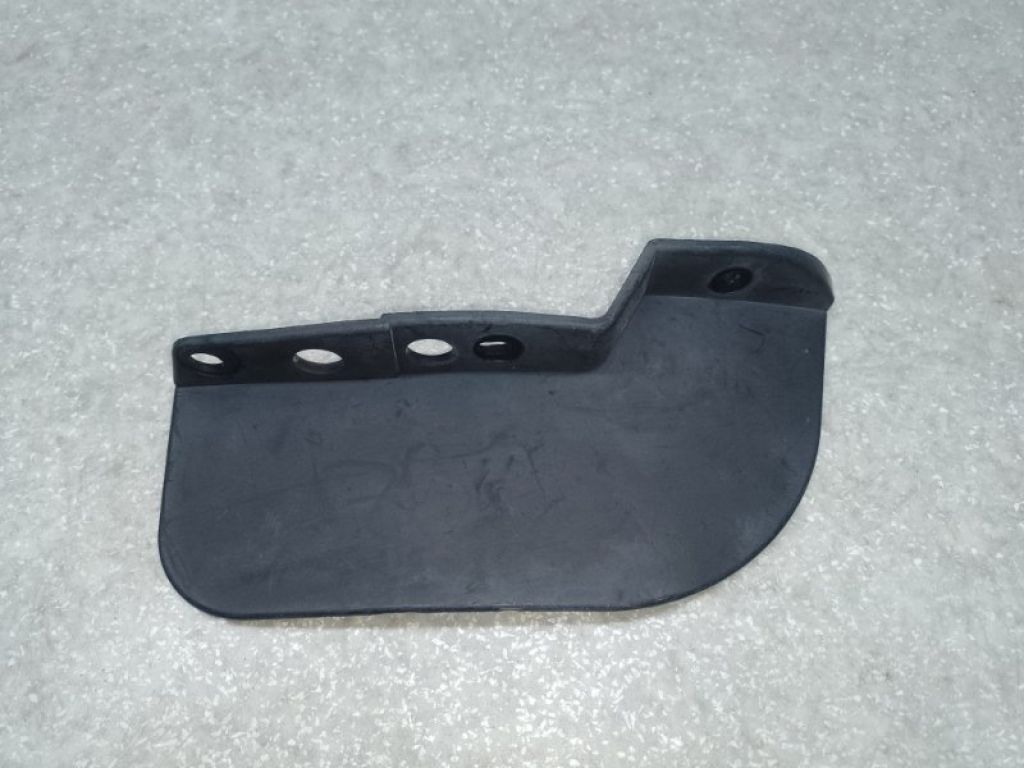 53896-42010 | Бризговик передн. лів. TOYOTA RAV4 05-12