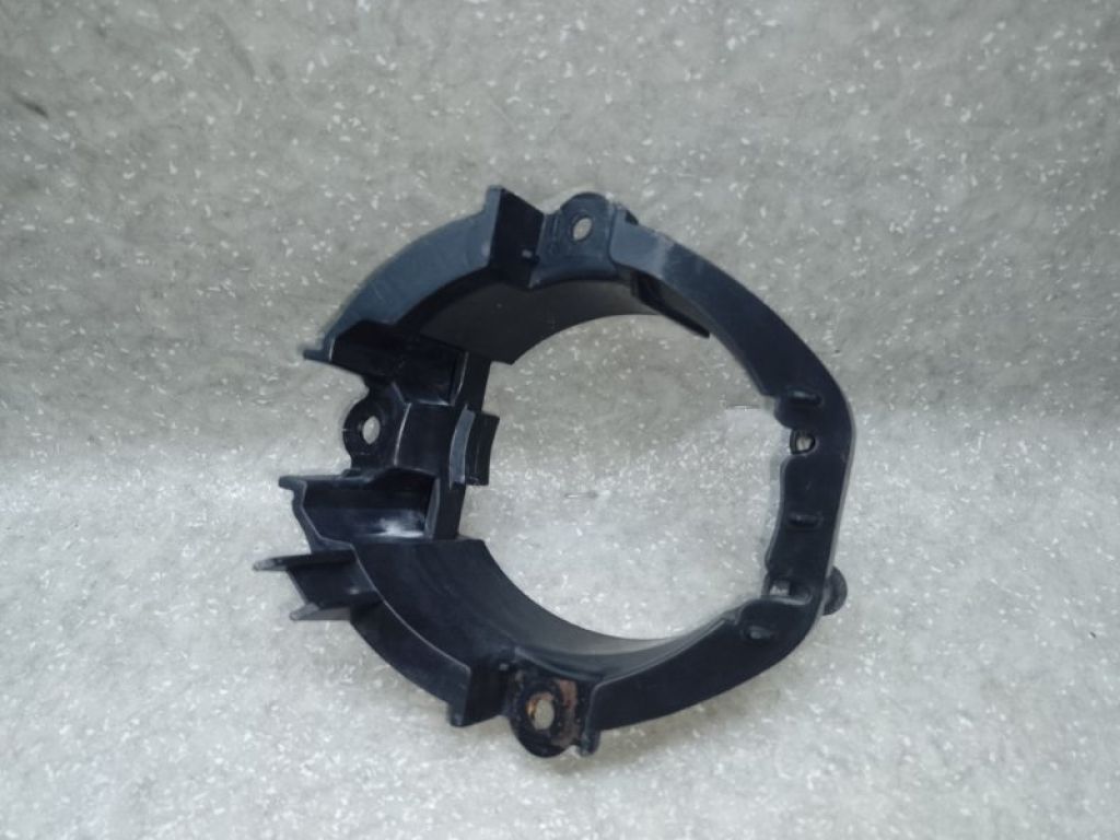 52126-42020 | Кронштейн противотуманной фары лев. TOYOTA RAV4 05-12 - Фото 2