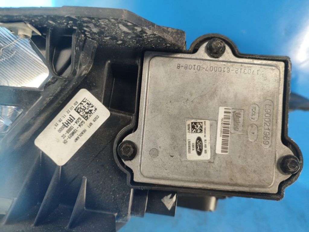 GJ5Z-13008-Q | Фара прав. FORD ESCAPE 12-19 - Фото 6