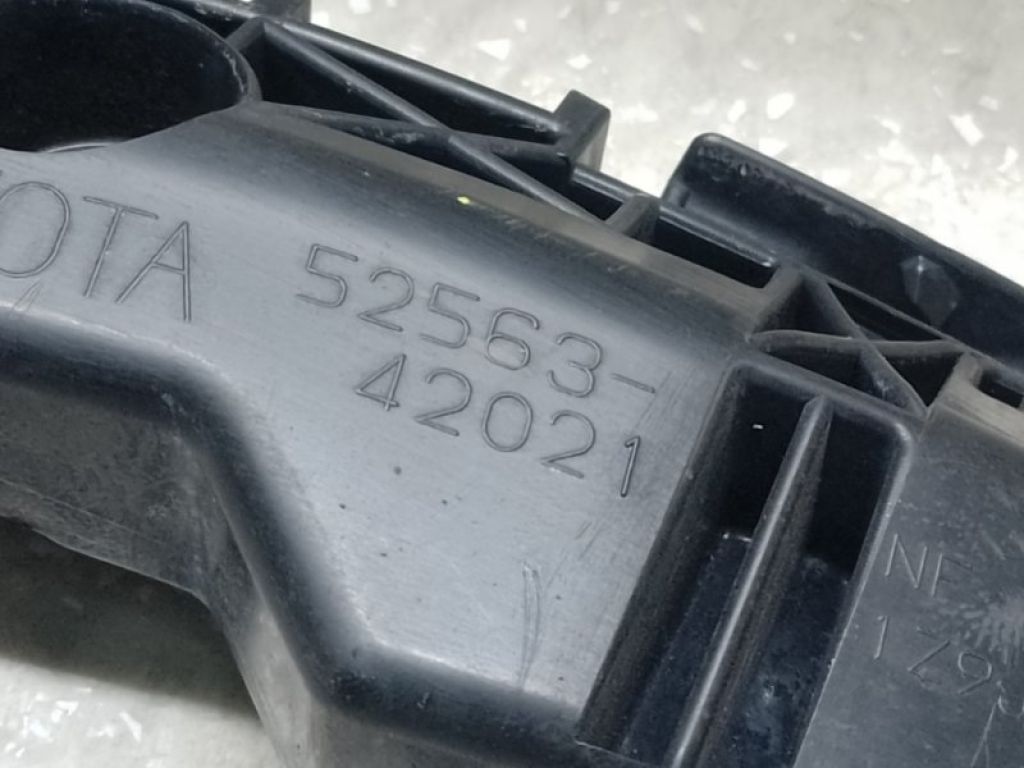 52563-42021 | Кронштейн заднього бампера лів. TOYOTA RAV4 05-12 - Фото 3