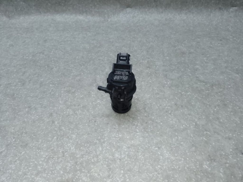 85330-42040 | Насос омывателя стекла задн. TOYOTA RAV4 05-12
