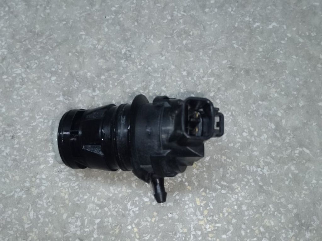 85330-42040 | Насос омывателя стекла задн. TOYOTA RAV4 05-12 - Фото 3