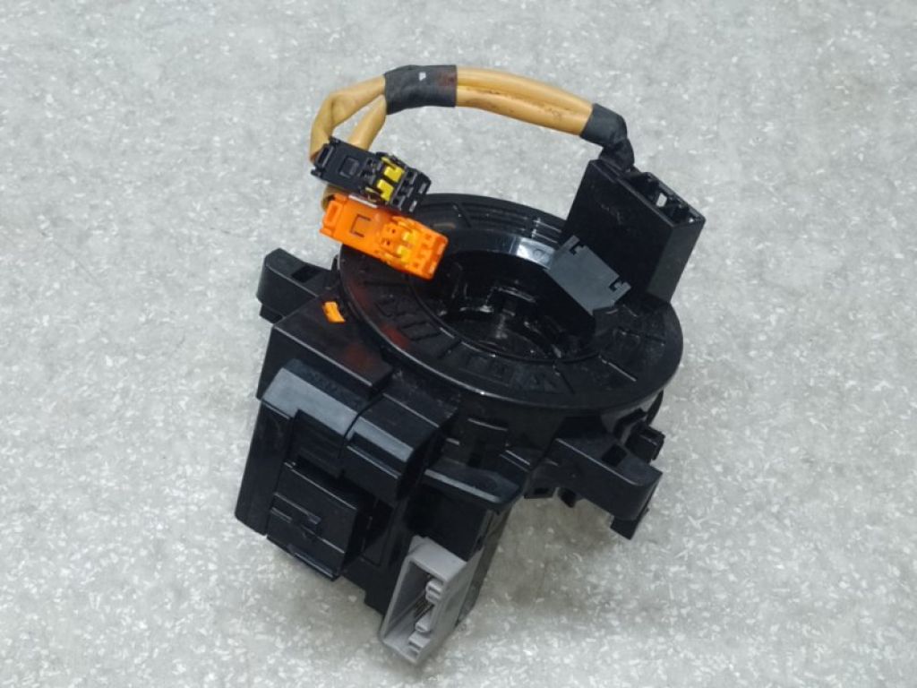 84306-48030 | Шлейф Airbag TOYOTA RAV4 05-12