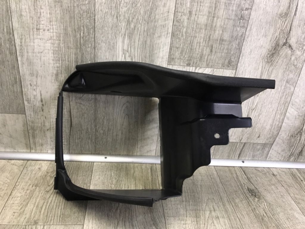 LR100426 | Дефлектор радиатора прав. LAND ROVER RANGE ROVER (L405) 12-22