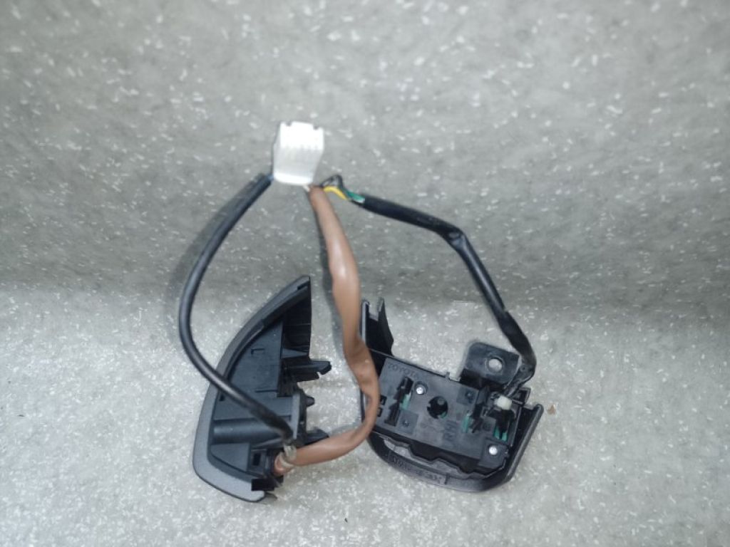 84250-42010 | Кнопки на руль TOYOTA RAV4 05-12 - Фото 3