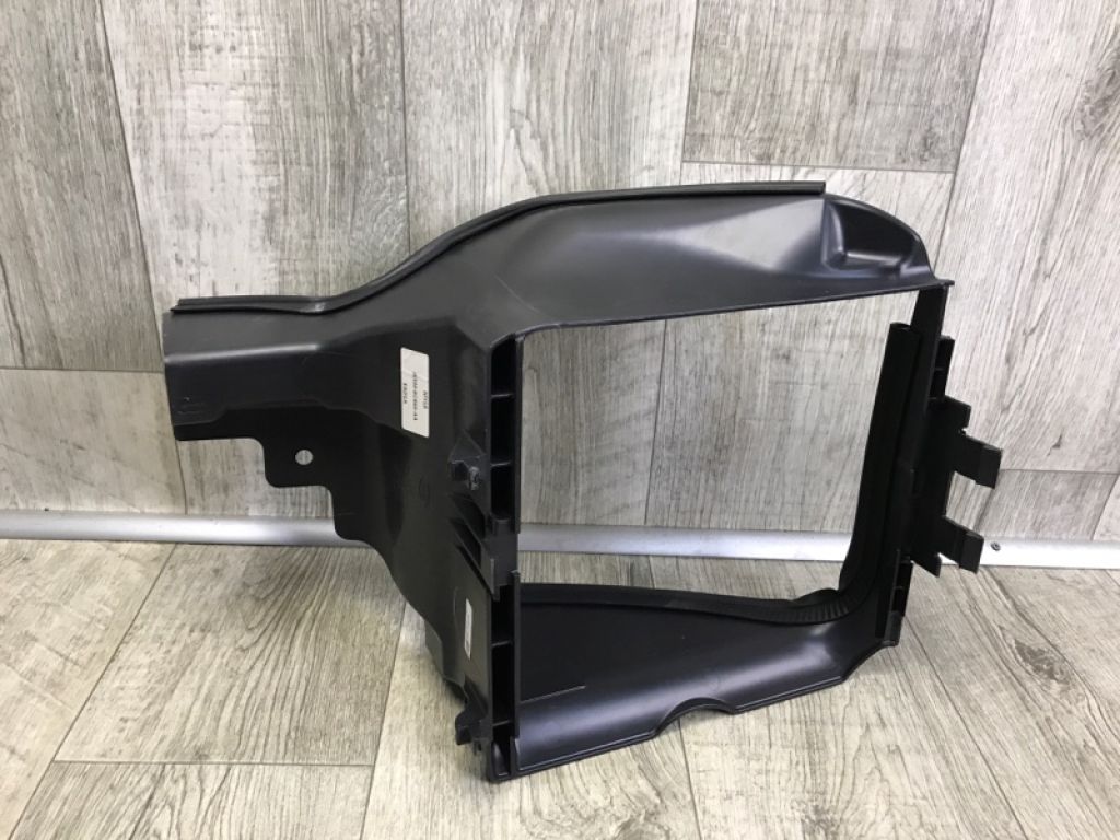 LR100426 | Дефлектор радіатора прав. LAND ROVER RANGE ROVER (L405) 12-22 - Фото 2