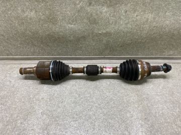 Привод передний лев. KIA SOUL SK3 19- Привод передний лев. KIA SOUL SK3 19-