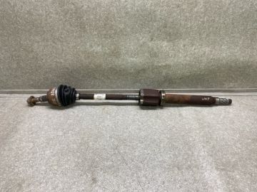 Привід передній прав. FORD ESCAPE 19 -