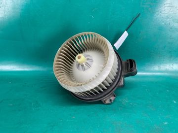 Моторчик печки TOYOTA AVALON 05-12