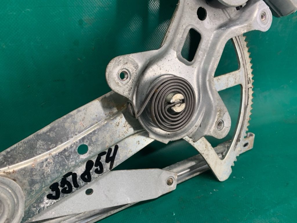 69801AC020 | Склопідйомник передн. прав. TOYOTA AVALON 05-12 - Фото 2