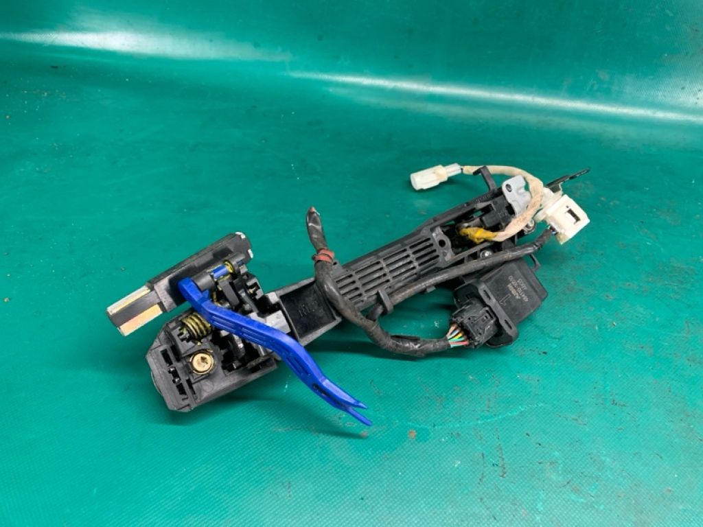 69210AC060B1 | Ручка двері зовнішня задн. лів. TOYOTA AVALON 05-12 - Фото 2