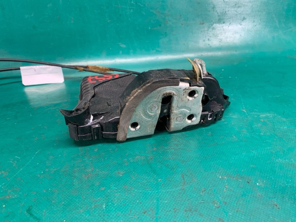 69030AC080 | Замок двері передн. прав. TOYOTA AVALON 05-12 - Фото 2