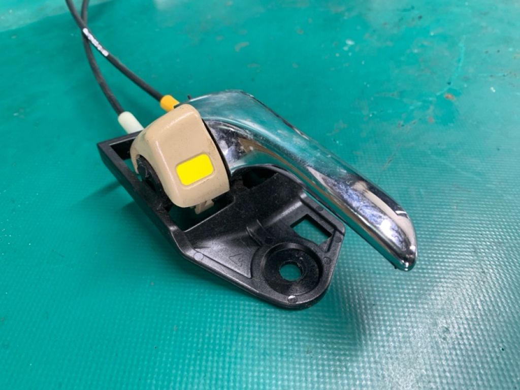 69030AC080 | Замок двері передн. прав. TOYOTA AVALON 05-12 - Фото 3