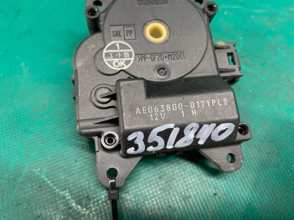 8710607140 | Моторчик заслінки пічки TOYOTA AVALON 05-12 - Фото 3