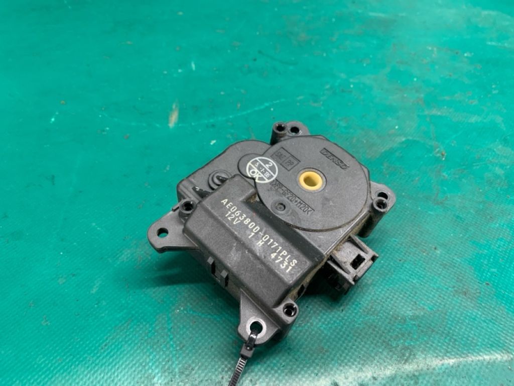 8710607140 | Моторчик заслінки пічки TOYOTA AVALON 05-12 - Фото 2