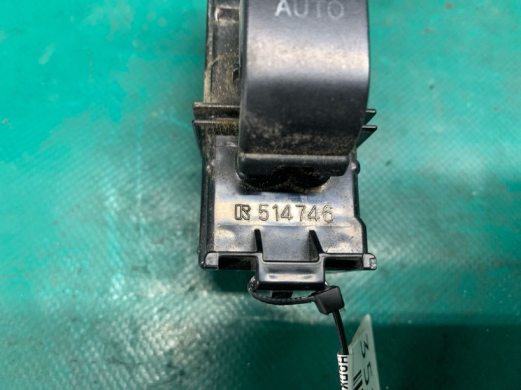 84030AC040 | Кнопка стеклоподъемника передн. прав. TOYOTA AVALON 05-12 - Фото 5