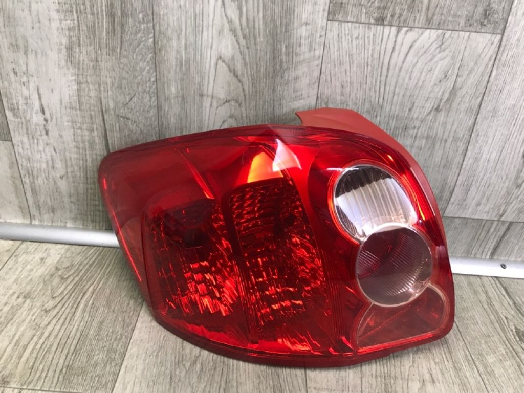 81561-02380 | Ліхтар зовнішній лів. TOYOTA AURIS 06-12