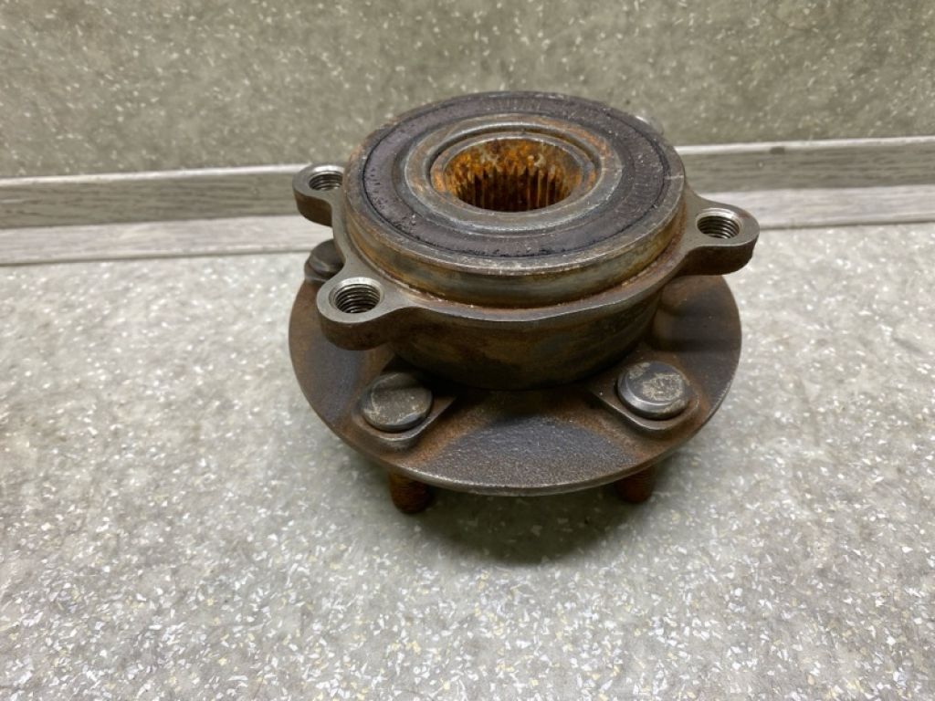 KD35-33-04XC | Маточина колеса передн. MAZDA 3 BM 13-19 - Фото 2