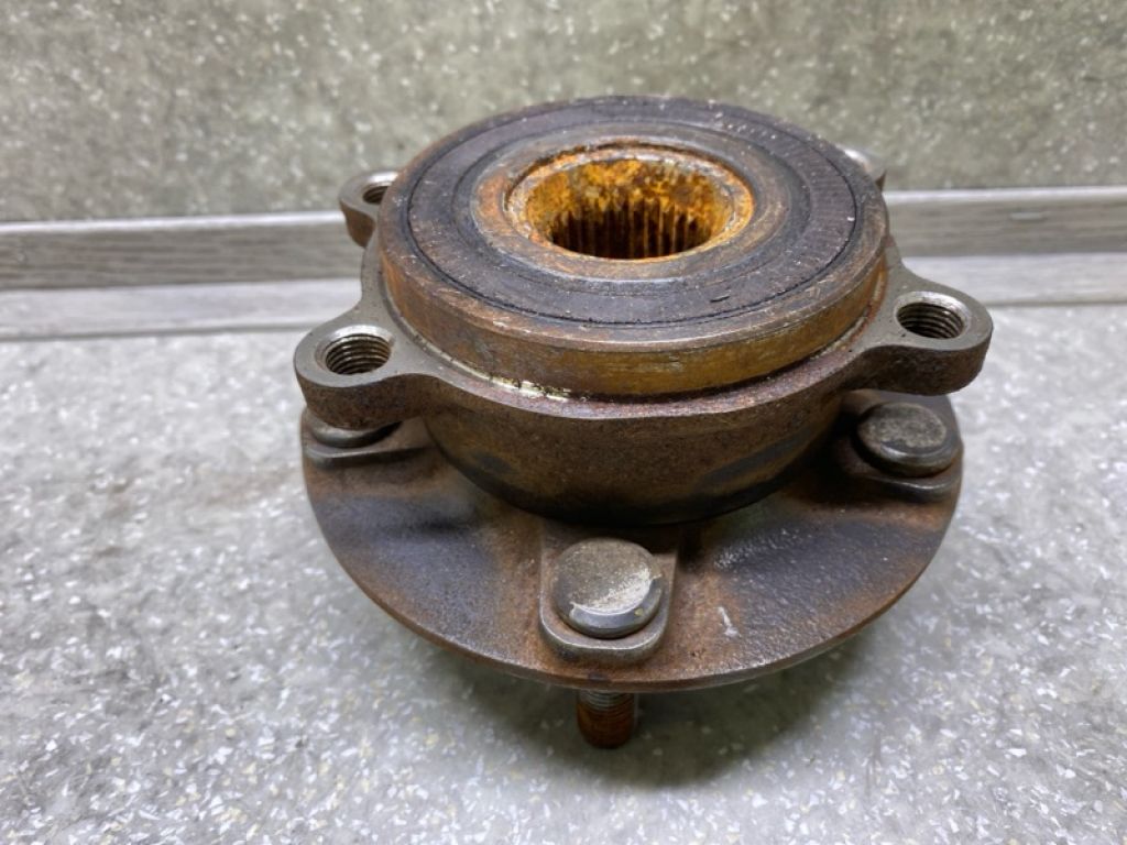 KD35-33-04XC | Ступица передн. MAZDA 3 BM 13-19