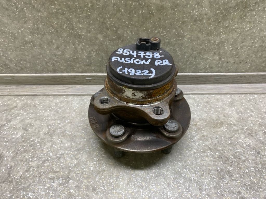 DG9Z-1109-C | Маточина колеса задн. FORD FUSION 14-