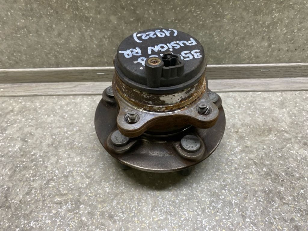 DG9Z-1109-C | Маточина колеса задн. FORD FUSION 14- - Фото 2