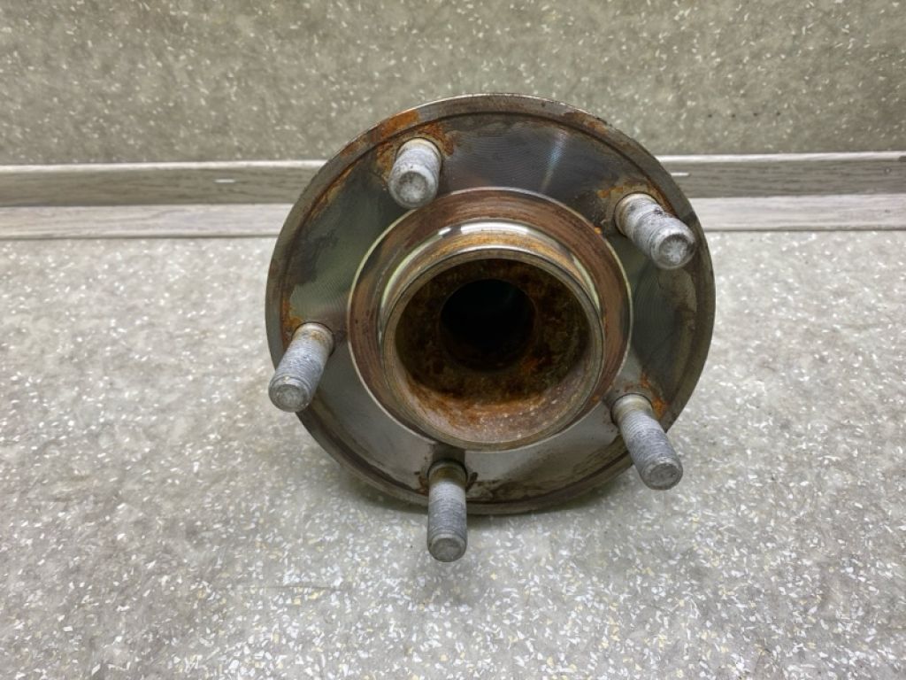 DG9Z-1109-C | Маточина колеса задн. FORD FUSION 14- - Фото 4