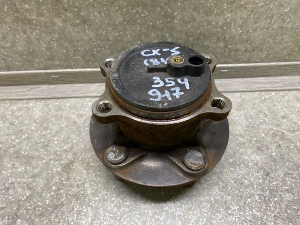 KD31-26-15XA | Маточина колеса задн. MAZDA CX-5 (KF) 16-21