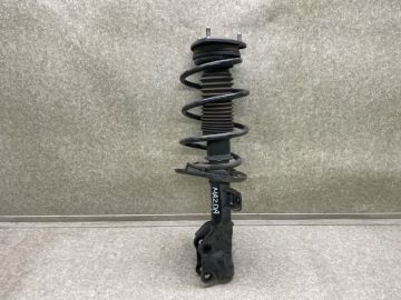 Амортизатор передн. лів. MAZDA 3 BM 13-19 Амортизатор передн. лів. MAZDA 3 BM 13-19