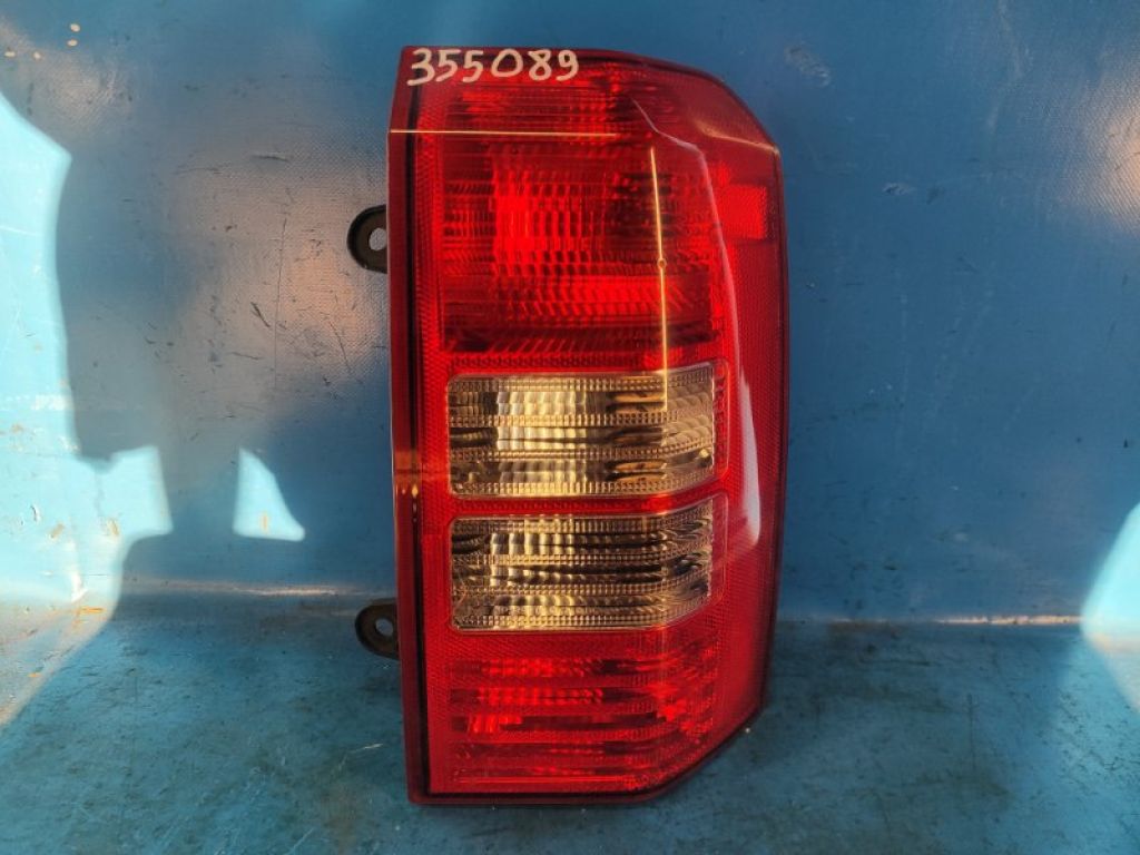 5160 364AG | Фонарь наружный прав. JEEP PATRIOT 10-17