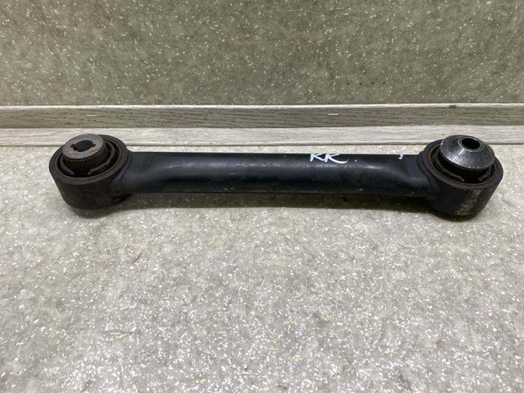 DG9Z-5K898-A | Рычаг задней подвески поперечный нижний FORD FUSION 14-