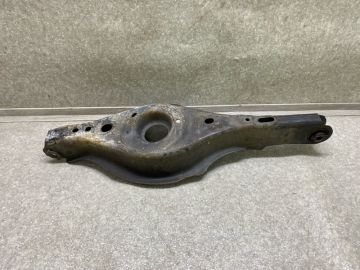 Важіль задньої підвіски нижній поперечний лів. MAZDA CX-5 (KF) 16-21