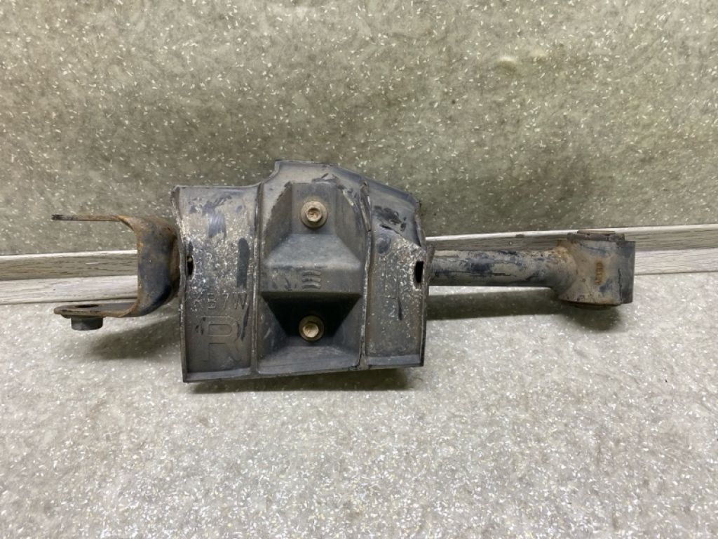 KB7W-28-500 | Важіль задньої підвіски нижній поперечний прав. MAZDA CX-5 (KF) 16-21 - Фото 2