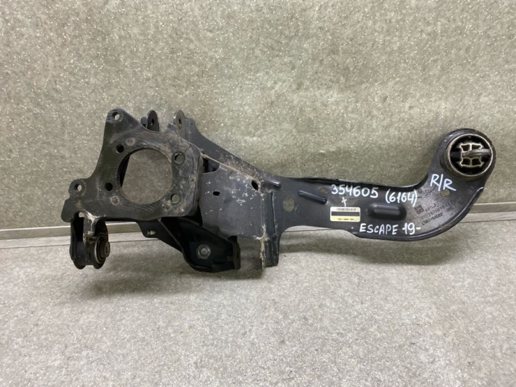 LX6Z-5A968-D | Важіль задньої підвіски поздовжній прав. FORD ESCAPE 19 - - Фото 2