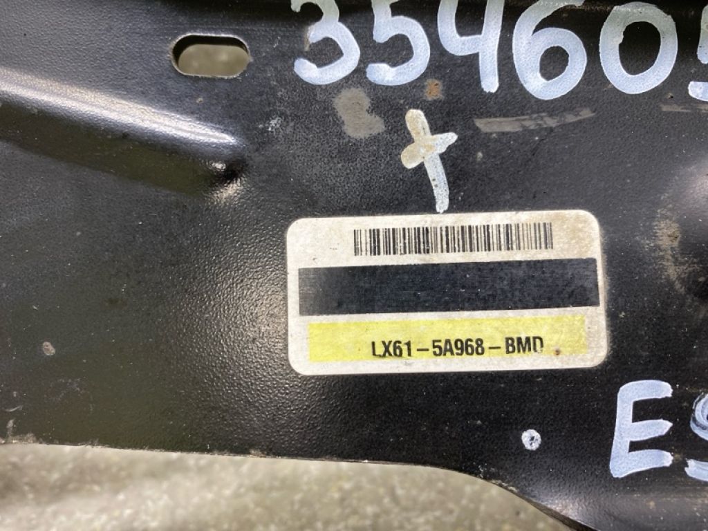 LX6Z-5A968-D | Важіль задньої підвіски поздовжній прав. FORD ESCAPE 19 - - Фото 3