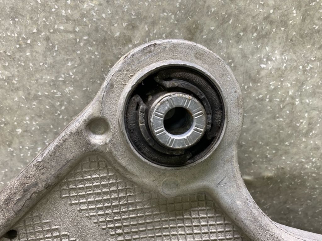 GS7Z-3078-B | Важіль передньої підвіски нижній прав. FORD FUSION 14- - Фото 2