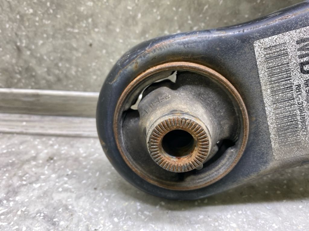 54501-3X000 | Важіль передньої підвіски нижній прав. HYUNDAI ELANTRA MD 10-15 - Фото 3