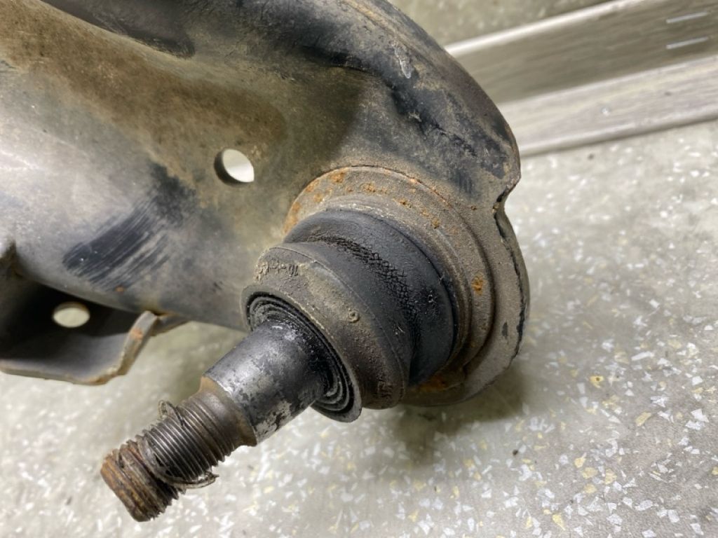 54501-3X000 | Важіль передньої підвіски нижній прав. HYUNDAI ELANTRA MD 10-15 - Фото 5