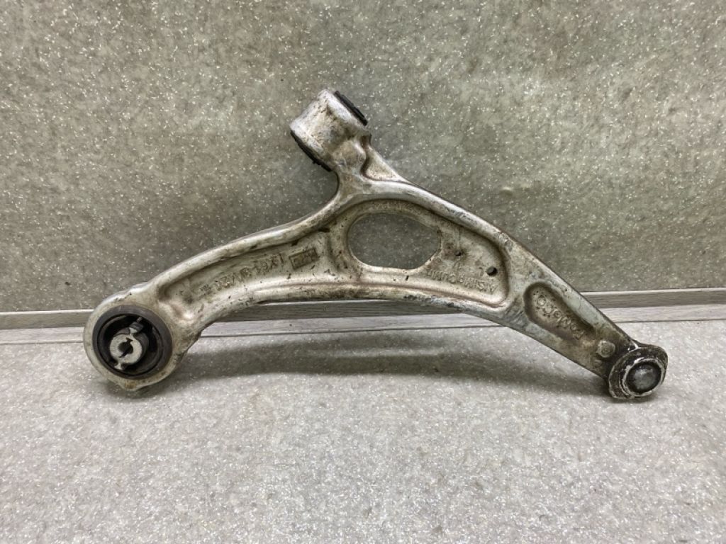 LX6Z-3079-B | Важіль передньої підвіски нижній лів. FORD ESCAPE 19 - - Фото 2