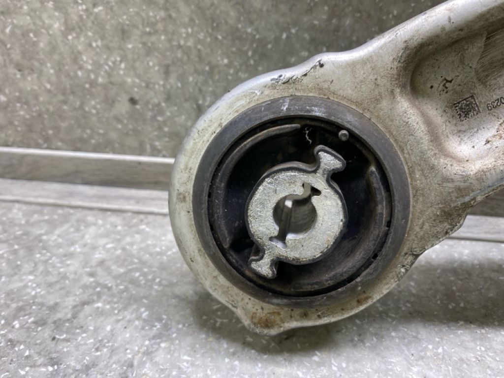 LX6Z-3079-B | Важіль передньої підвіски нижній лів. FORD ESCAPE 19 - - Фото 4