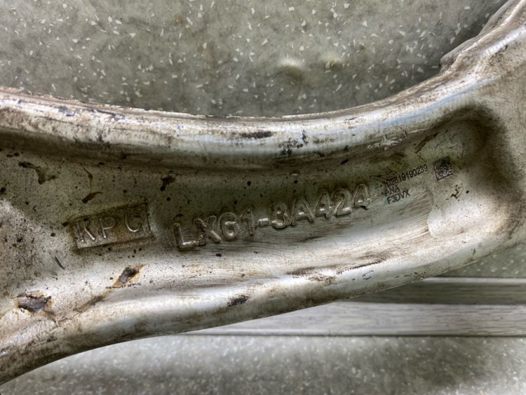 LX6Z-3079-B | Важіль передньої підвіски нижній лів. FORD ESCAPE 19 - - Фото 6