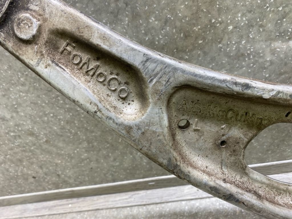 LX6Z-3079-B | Важіль передньої підвіски нижній лів. FORD ESCAPE 19 - - Фото 7