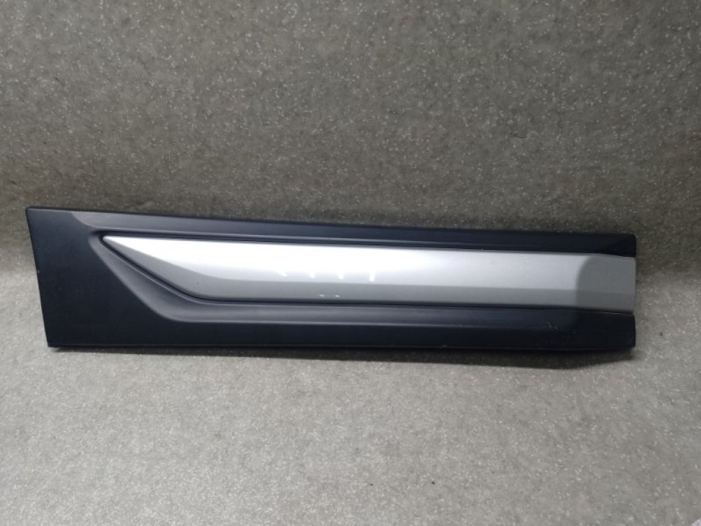 Накладка двері задн. прав. MITSUBISHI OUTLANDER GF 12-