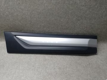 Накладка двері задн. прав. MITSUBISHI OUTLANDER GF 12-