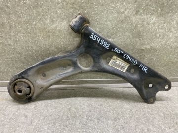 Важіль передньої підвіски нижній прав. HYUNDAI ELANTRA AD 16- Важіль передньої підвіски нижній прав. HYUNDAI ELANTRA AD 16-