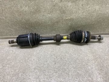 Привід передній лів. HYUNDAI SANTA FE (DM) 12-18 Привід передній лів. HYUNDAI SANTA FE (DM) 12-18